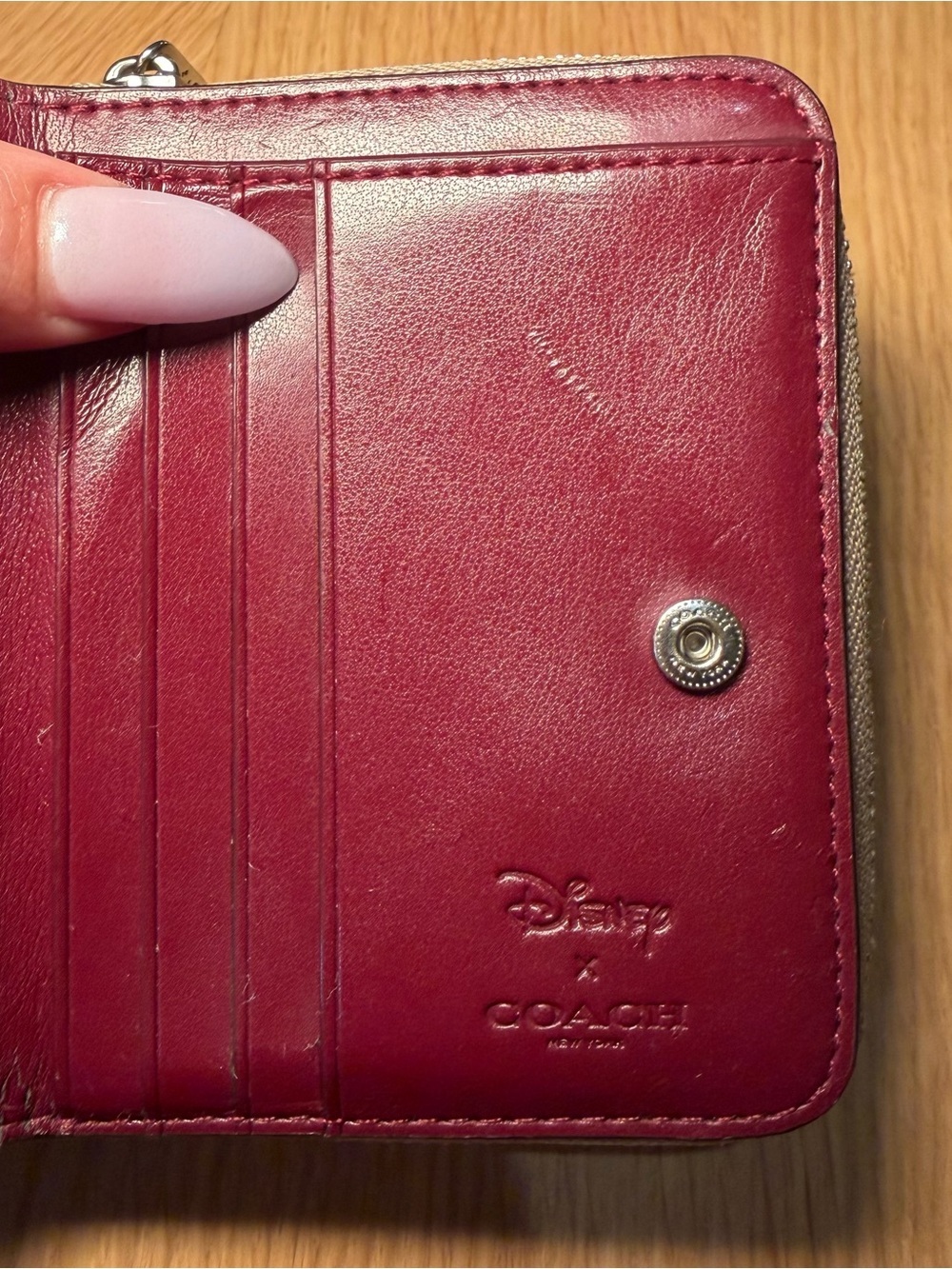Coach x Disney Small Zip Wallet Mickey Mouse Patch - Picture 6 of 10
